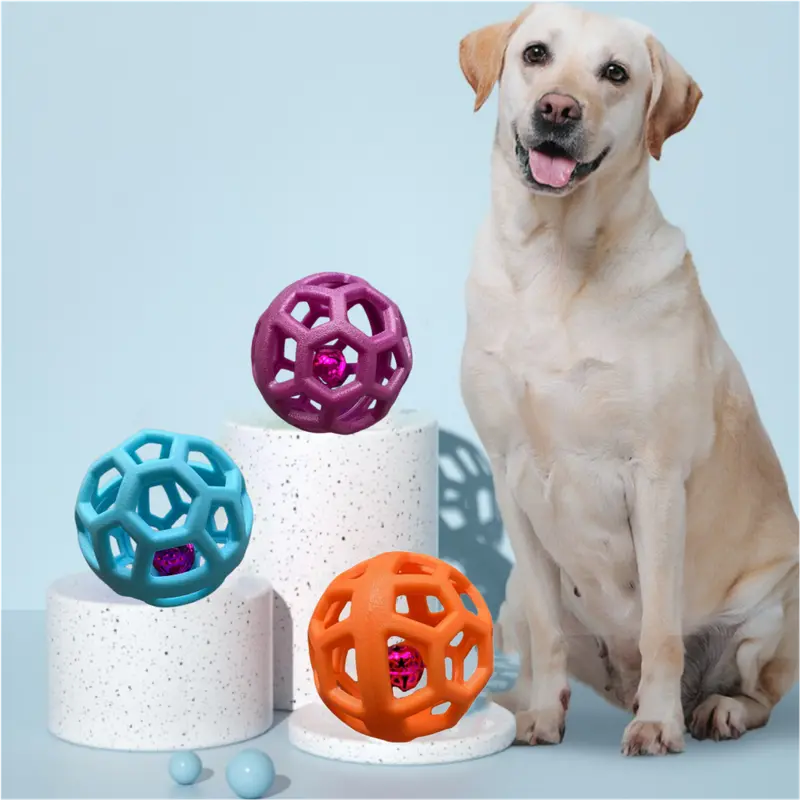 Interaktiver Spielball für Hunde