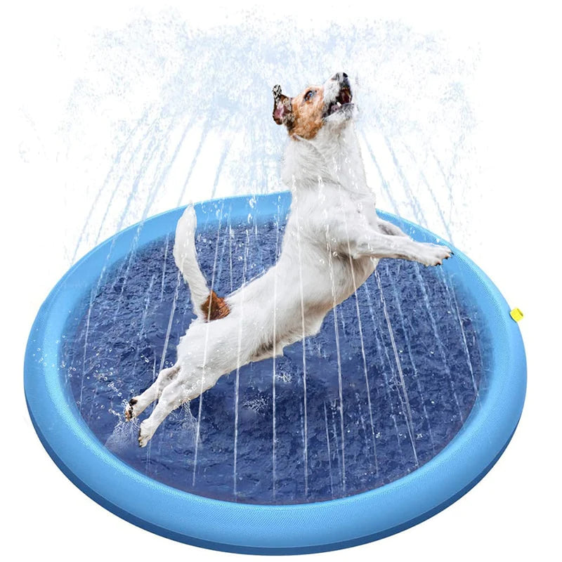 Erfrischende Hundesprinkleranlage