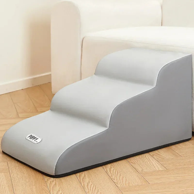 Sofa und Bett Treppe